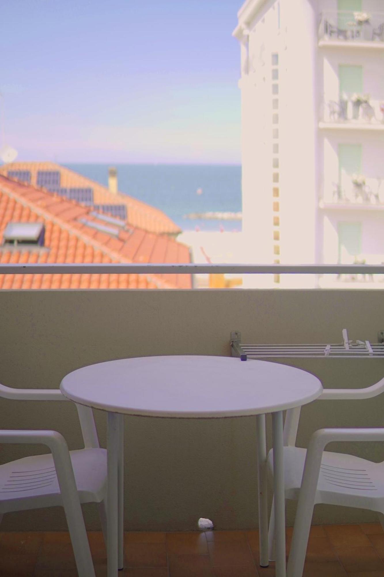 Hotel Atlas Gabicce Mare Exterior foto